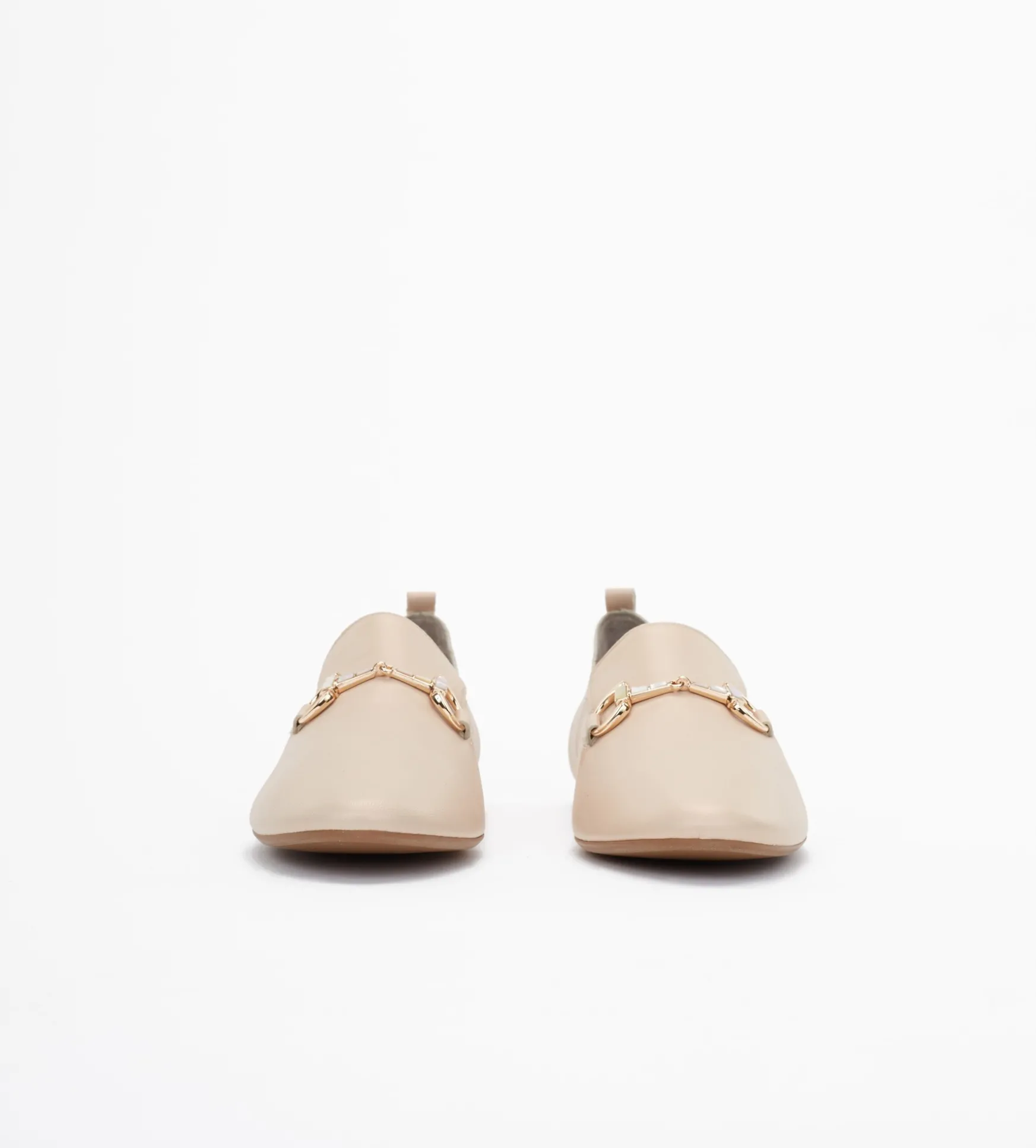 Beżowe loafersy damskie