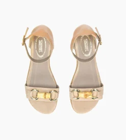 Beżowe sandały damskie