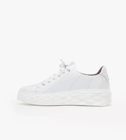 Białe sneakersy damskie