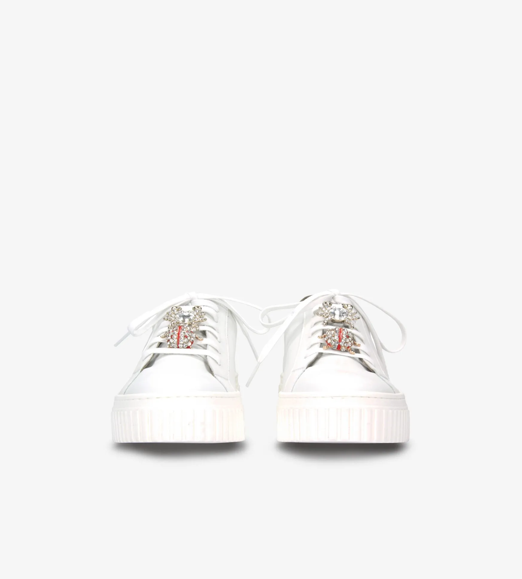 Białe sneakersy damskie