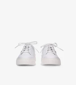 Białe sneakersy damskie