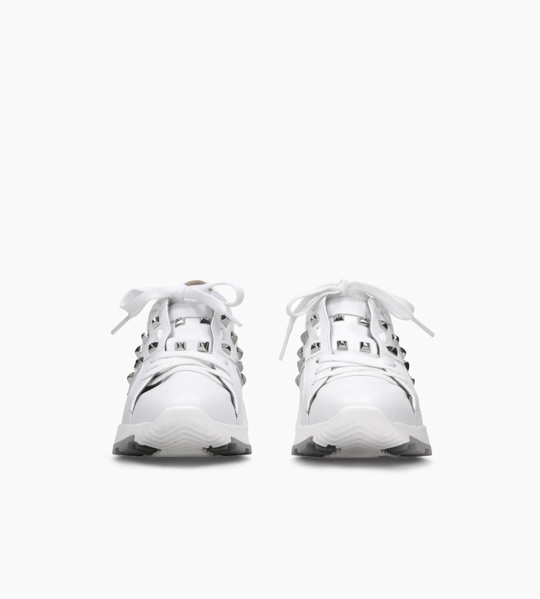 Białe sneakersy damskie