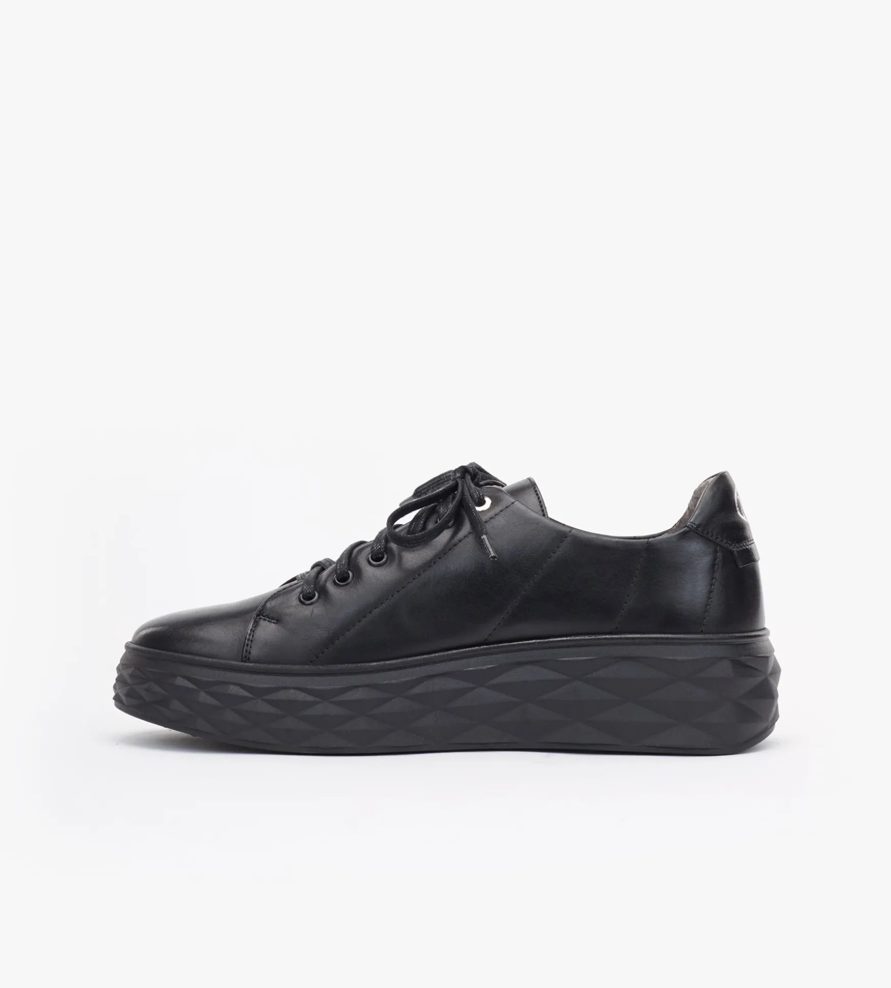 Czarne sneakersy damskie