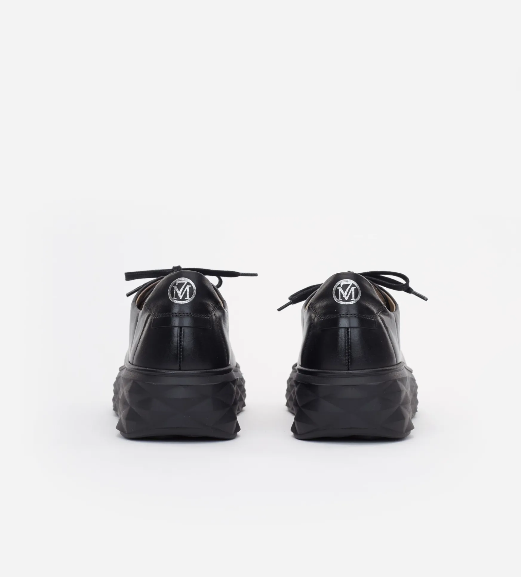 Czarne sneakersy damskie
